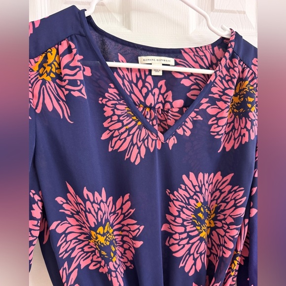 Banana Republic Floral V-Neck Sheer Blouse Cover Up - Size M - Peplum Style - Picture 5 of 8